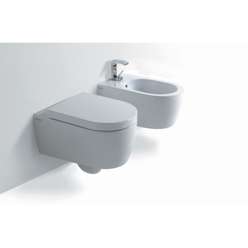 Smile de Cielo es un bidet suspendido en colores | Terracerámica