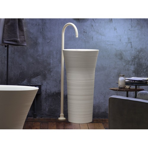 Handmade es un lavabo freestanding de Falper | Terracerámica