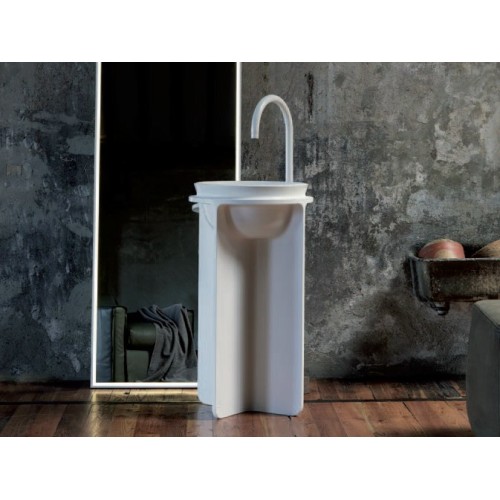 Controstampo es un lavabo freestanding de Falper | Terracerámica