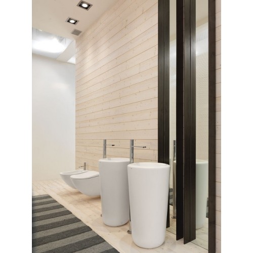 Fluid de Cielo es un lavabo freestanding en colores | Terracerámica