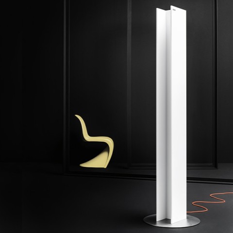 T Tower es un radiador eléctrico de Antrax | Terracerámica