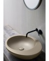 Le Giare de Cielo es un lavabo sobrencimera en colores | Terracerámica