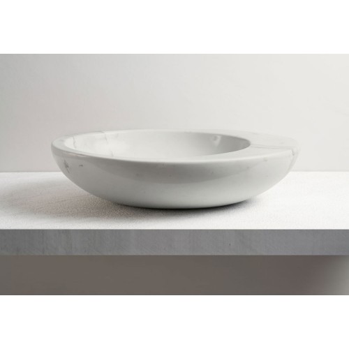 Le Giare de Cielo es un lavabo sobrencimera en colores | Terracerámica