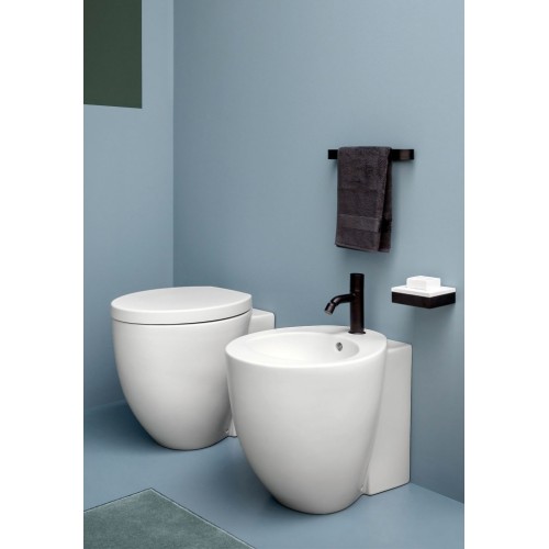 Le Giare es un bidet a suelo de la marca Cielo | Terracerámica