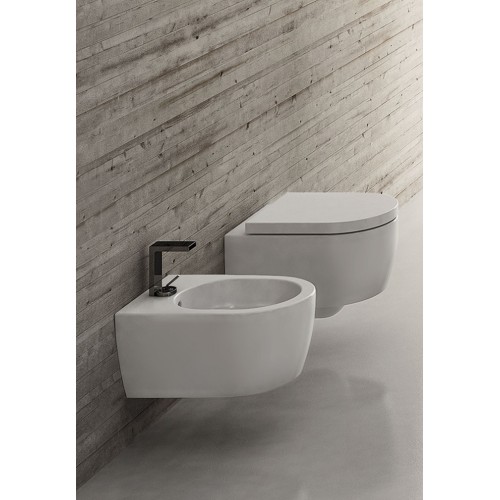 Smile es un bidet de colores de la marca Cielo | Terracerámica