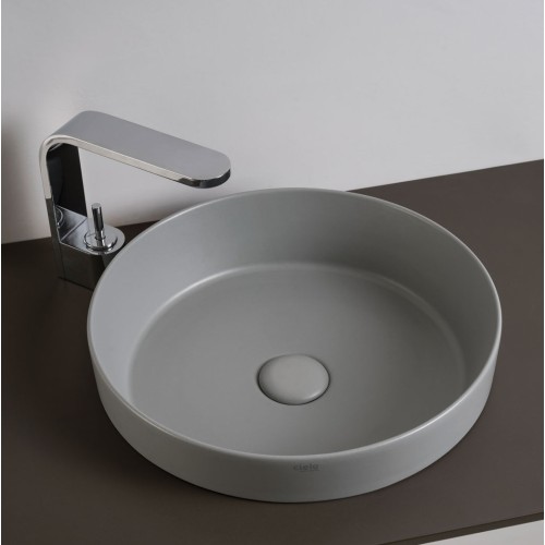 Enjoy es un lavabo semi encastrado de colores de Cielo | Terracerámica