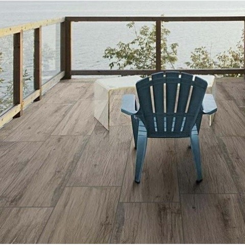 Woodmanía son unos azulejos imitación madera de Ragno | Terracerámica