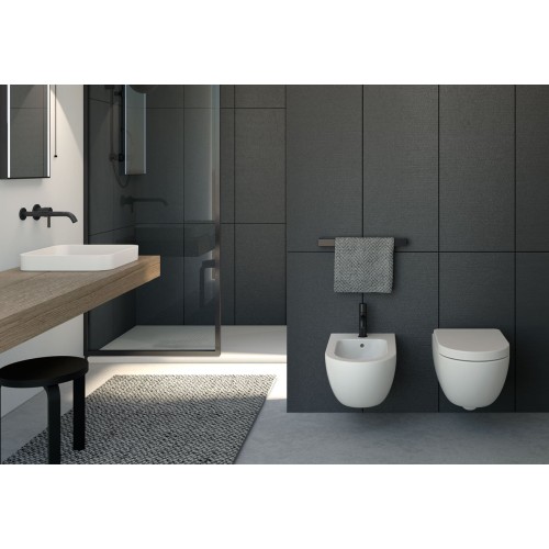 Enjoy es un mini bidet de colores de la marca Cielo | Terracerámica
