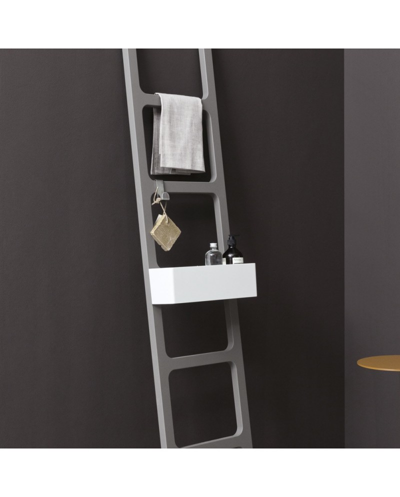 nic-oltre-escalera-baño-accesorios-terra-ceramica nic-oltre-escalera-baño-accesorios-terra-ceramica
