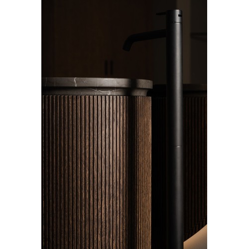 Grace es un lavabo freestanding de Inbani | Terracerámica
