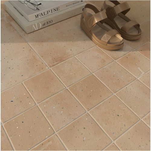 Halo S es un azulejo porcelánico de Wow | Terracerámica