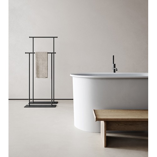 Edge es una bañera sfreestanding de Inbani | Terracerámica