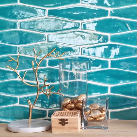 Wave es un azulejo en terracota esmaltada handmade | Terracerámica