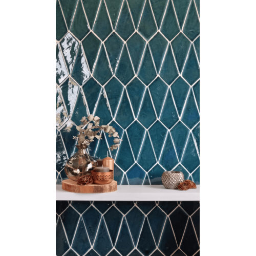 Kite es un azulejo terracota esmaltada handmade | Terracerámica