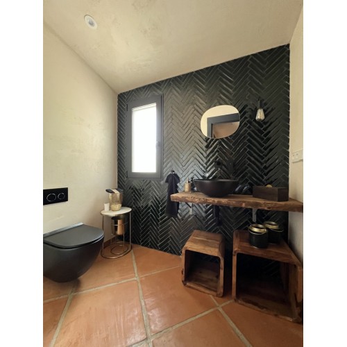 Bricked es un azulejo en terracota esmaltada handmade | Terracerámica