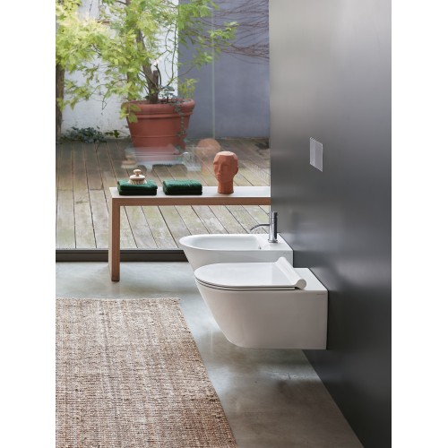 Zero es un bidet suspendido de Catalano | Terracerámica