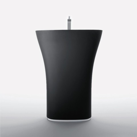 Scoop es un lavabo freestanding con toallero de Falper | Terracerámica