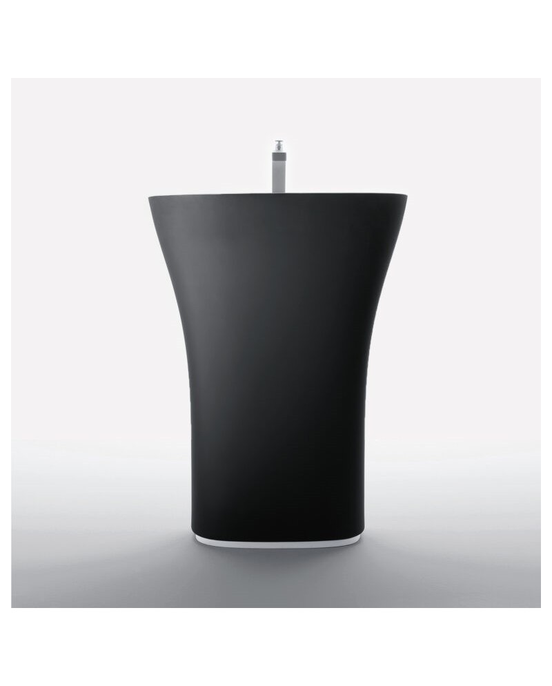 Scoop es un lavabo freestanding con toallero de Falper | Terracerámica
